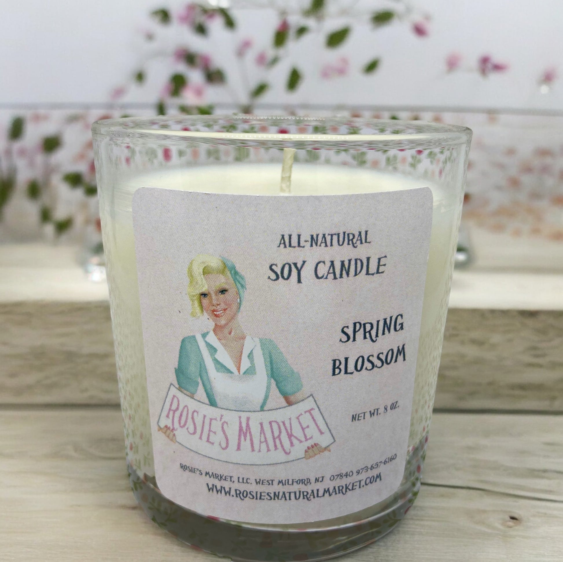 Spring Blossom candle made with soy wax and pure essential oils, all natural, no synthetic dye or fragrance 8oz hand poured 