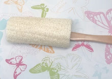 Load image into Gallery viewer, Loofah on a Stick - Rosie&#39;s Market
